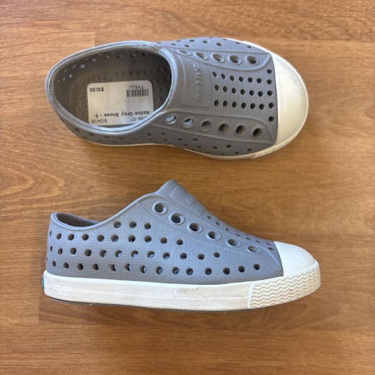 Native Grey Shoes - 5