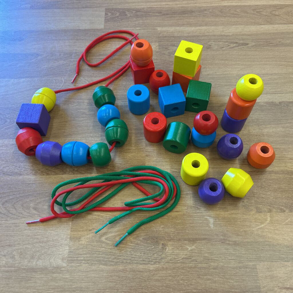 Melissa & Doug Primary Lacing Beads