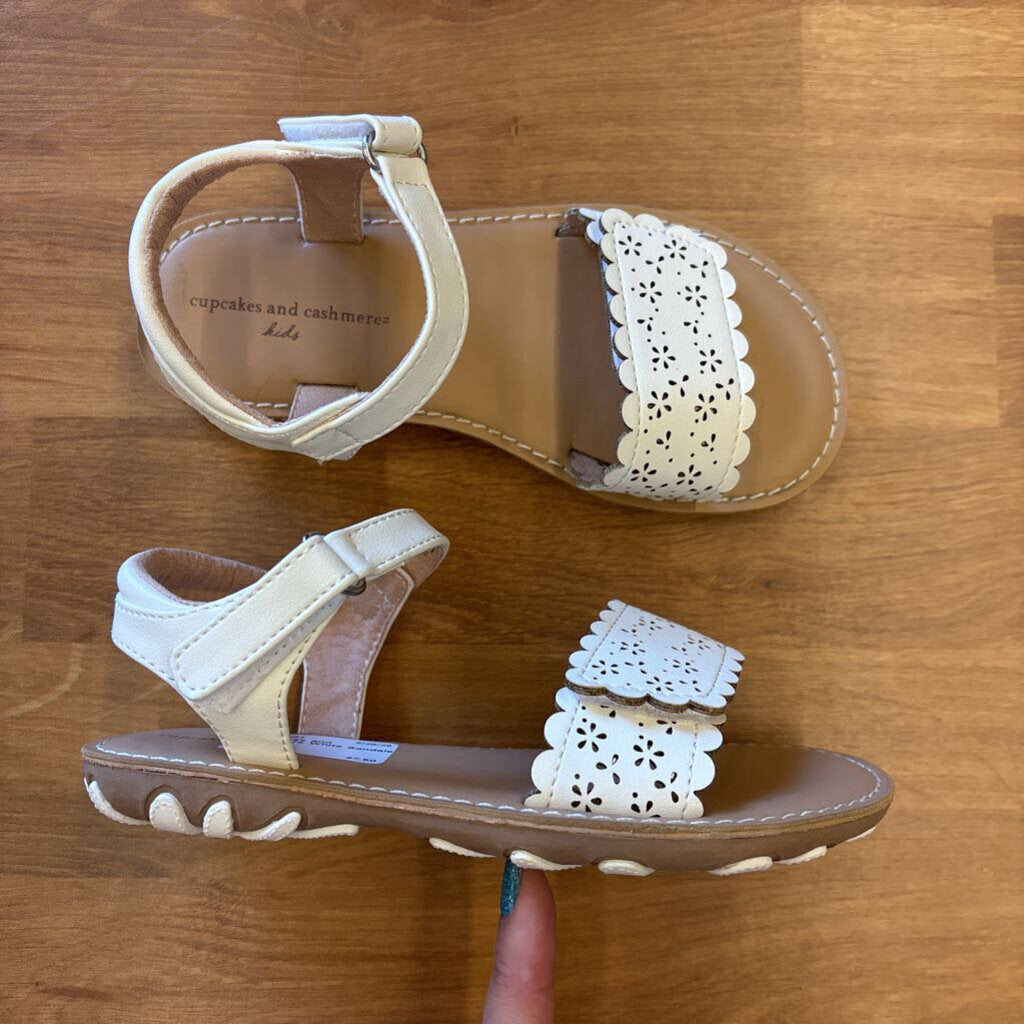 Cupcakes and Cashmere White Sandals - 11
