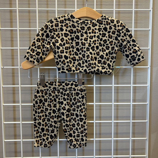 Cat & Jack Leopard Two Pc Set - NB