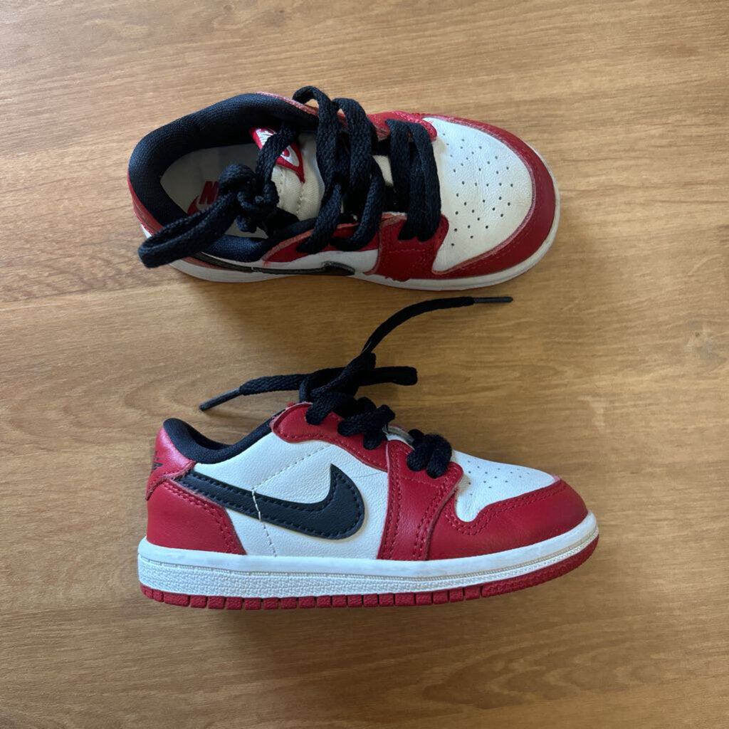 Nike Air Jordan Red/White Sneakers - 7