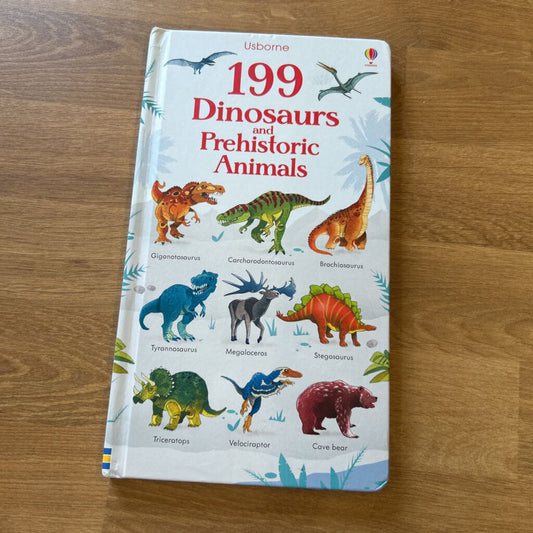 199 Dinosaurs and Prehisstoric Animals