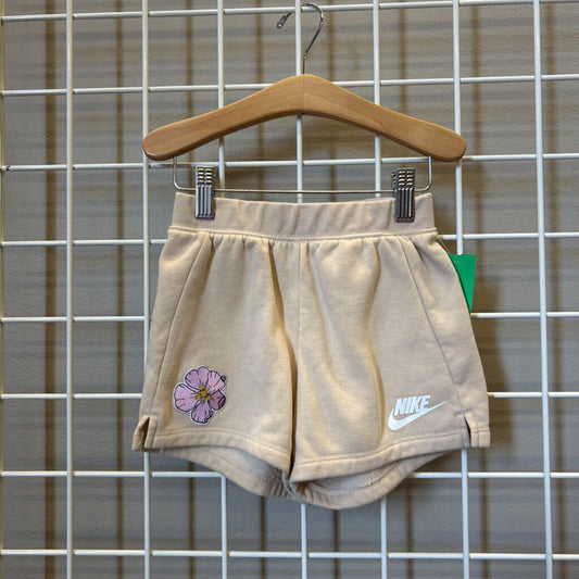 Nike Patch Soft Shorts - 6