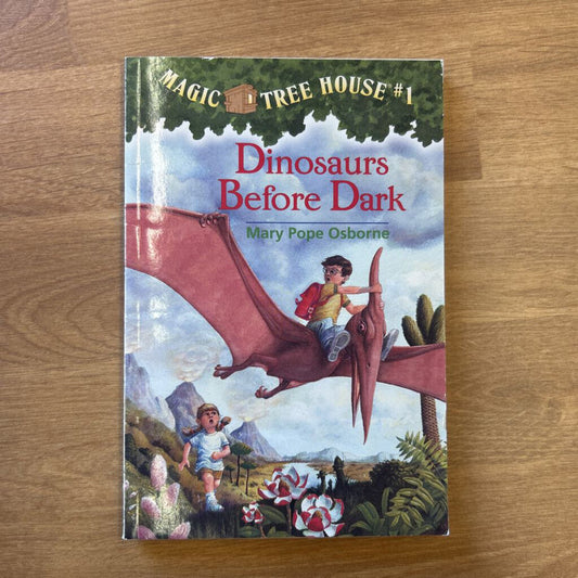 Magic Tree House - Dinosaurs Before Dark