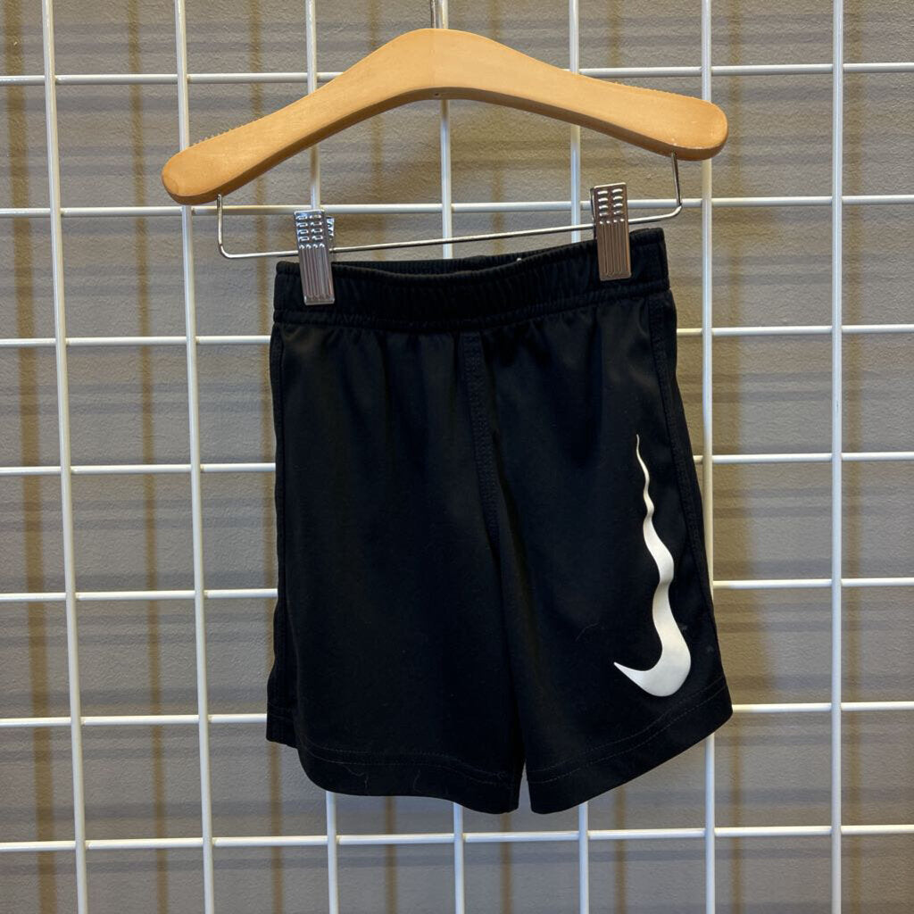 Nike Active Shorts - 4T