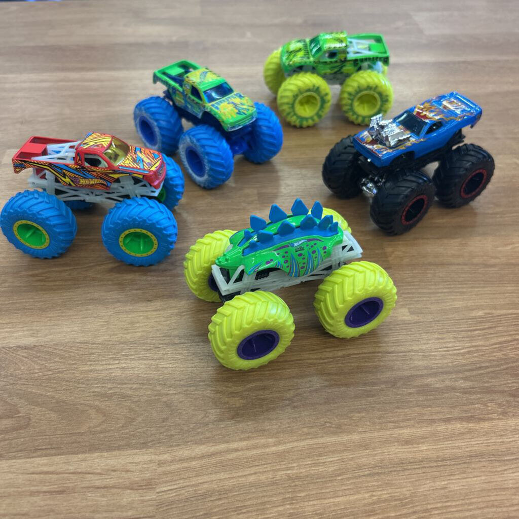 Bag Of 5 Monster Trucks