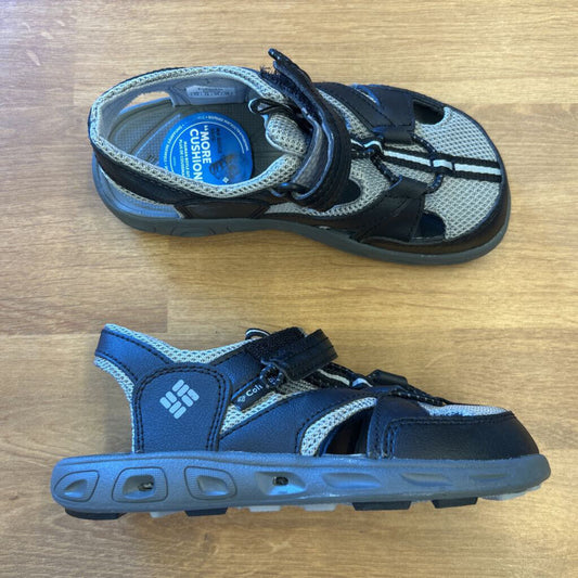 NEW Columbia Grey/Black Sandals - 13
