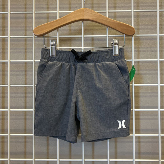 Under Armour Shorts - 3T