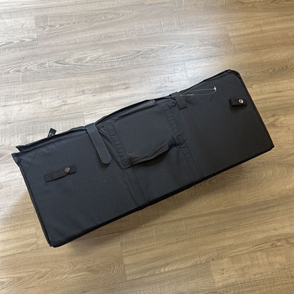 Graco Pack n Play (no travel bag)