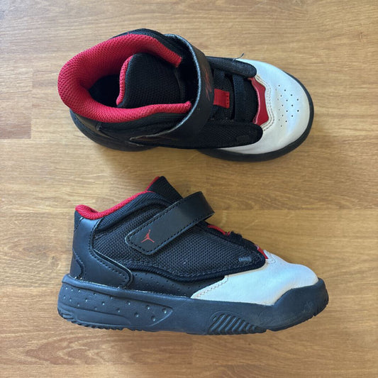 Jordan Black/White High Top Sneakers - 9