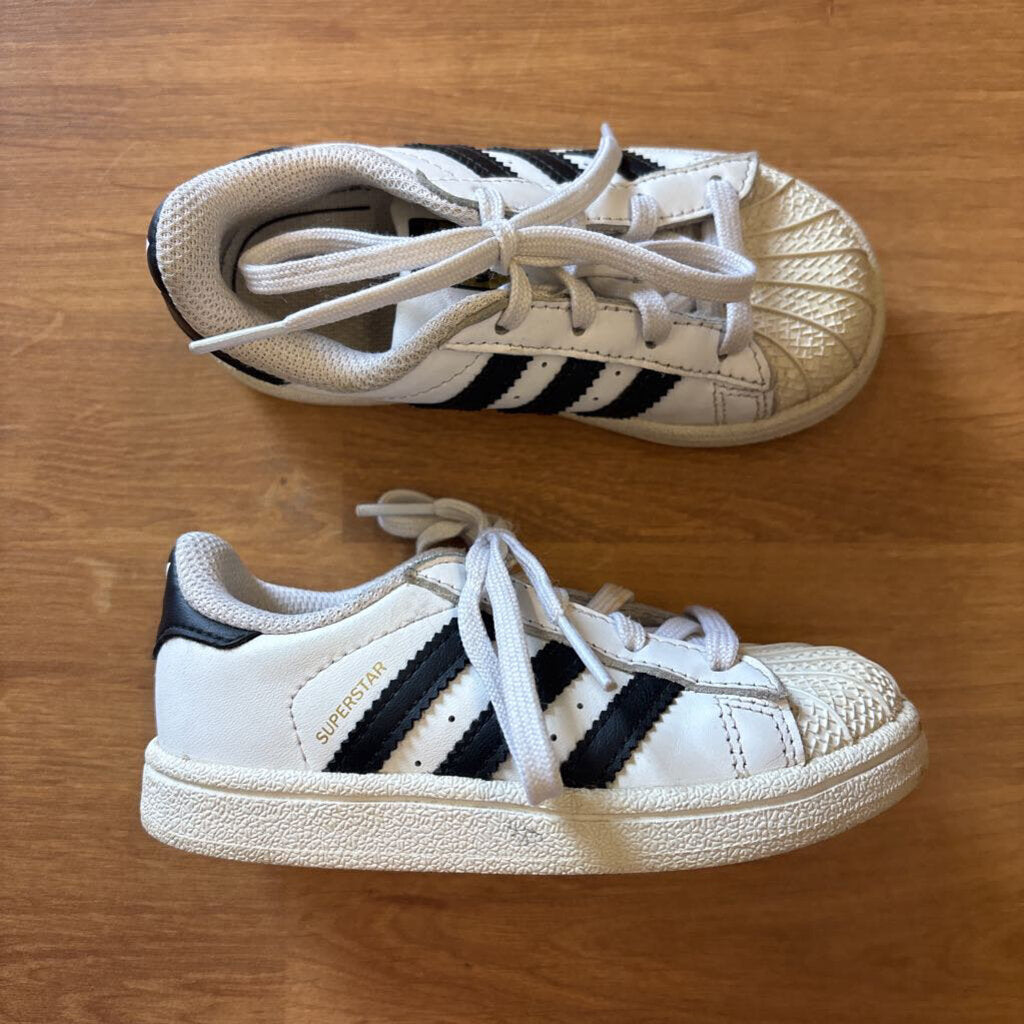 Adidas White Superstar Sneakers (discoloration) - 8