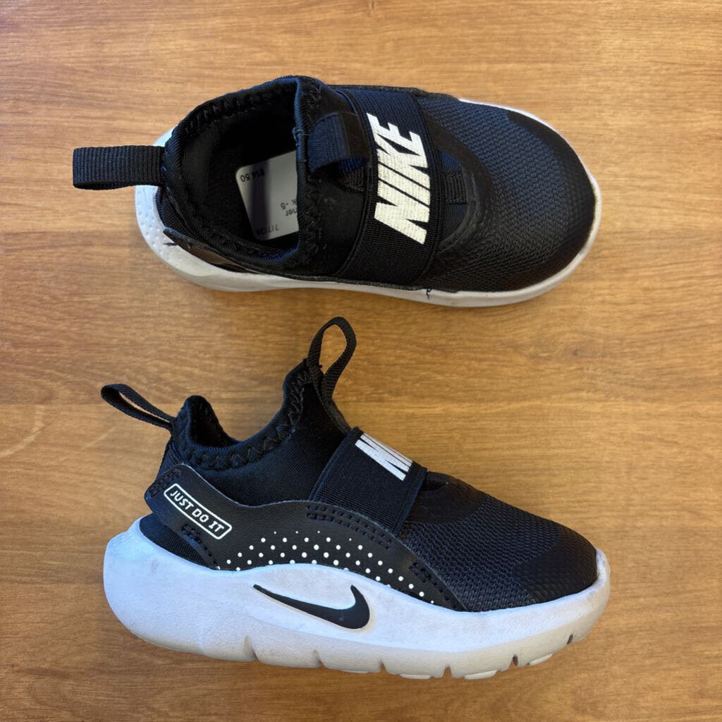 Nike Flex Runner Sneaker Black -5