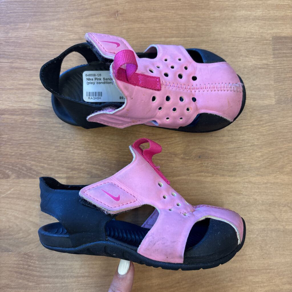 Nike Pink Sandals -7 (play condition)