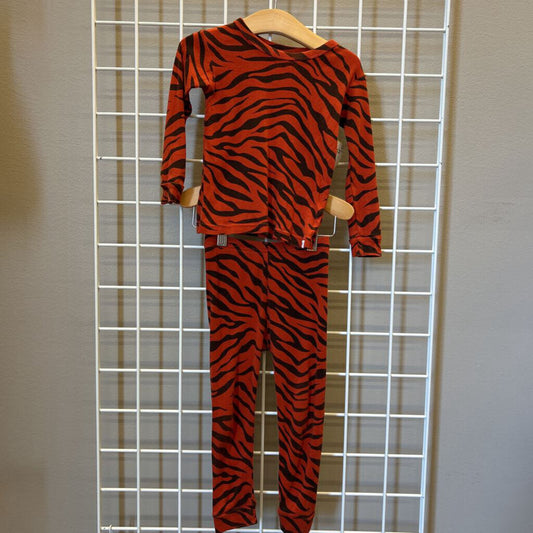 Baby Gap Tiger Pjs - 3