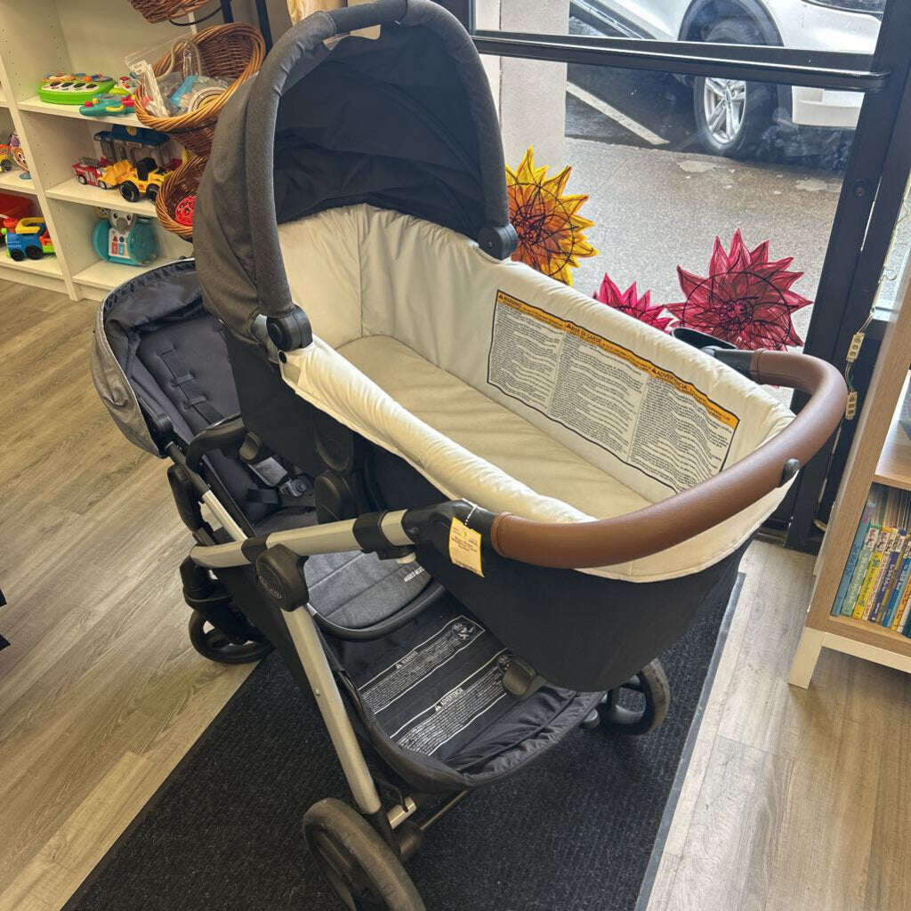 Graco Modes Nest2Grow Travel System
