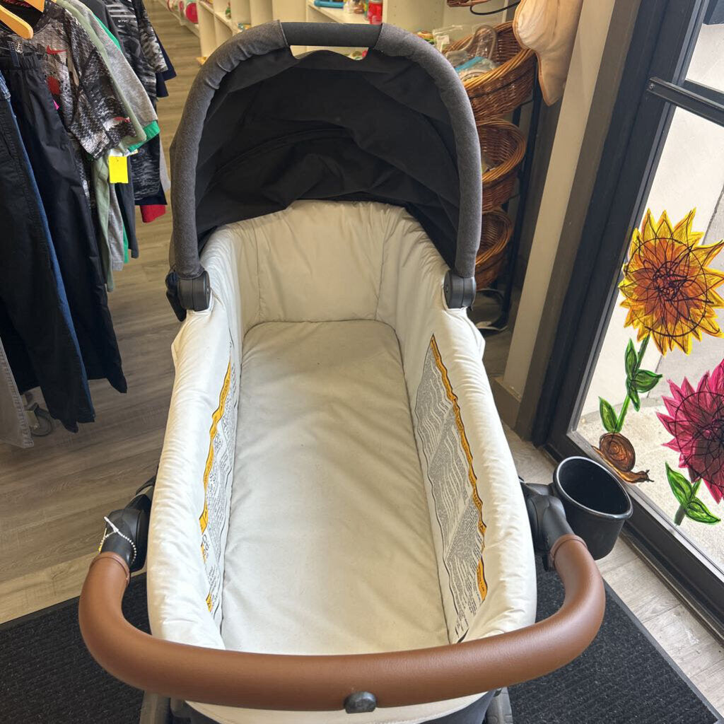 Graco Modes Nest2Grow Travel System