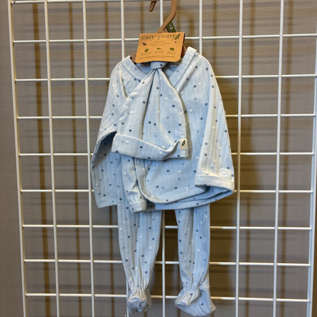 NWT Easy Peasy Square Ribbed Two Pc Set - 9m