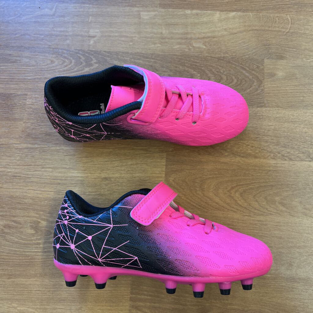 Deja Tu Huella! Pink Soccer Cleats - 12