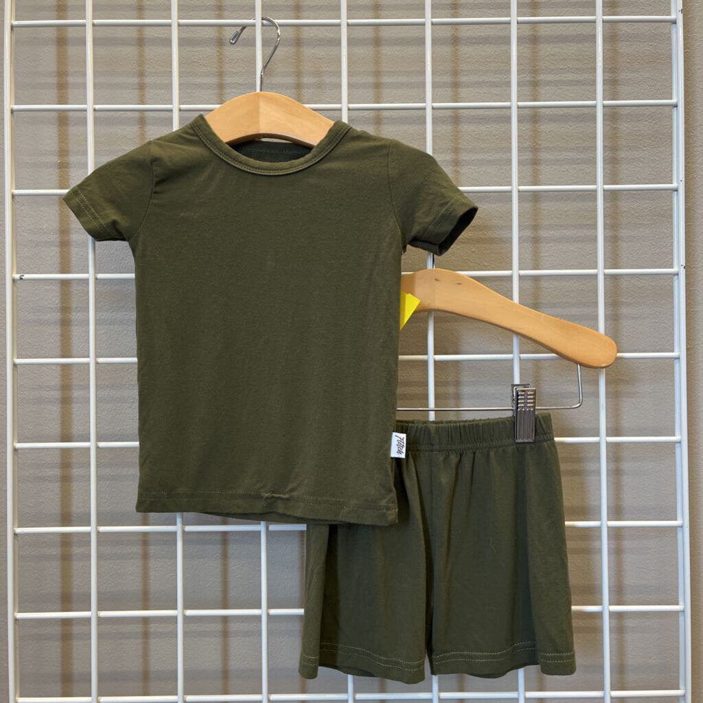 Fletch Bamboo Short Pj Set (thread loose on tee) - 18/24m