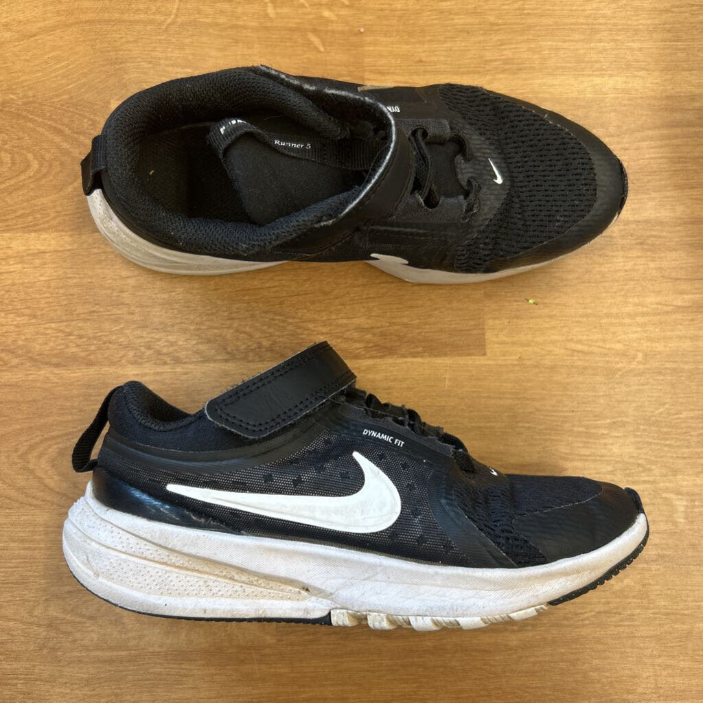 Nike Black Sneakers (play condition) - 13