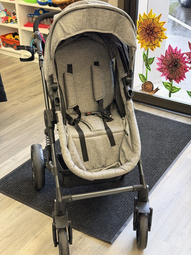 Magic ZC 2 in 1 Stroller (missing cross bar)