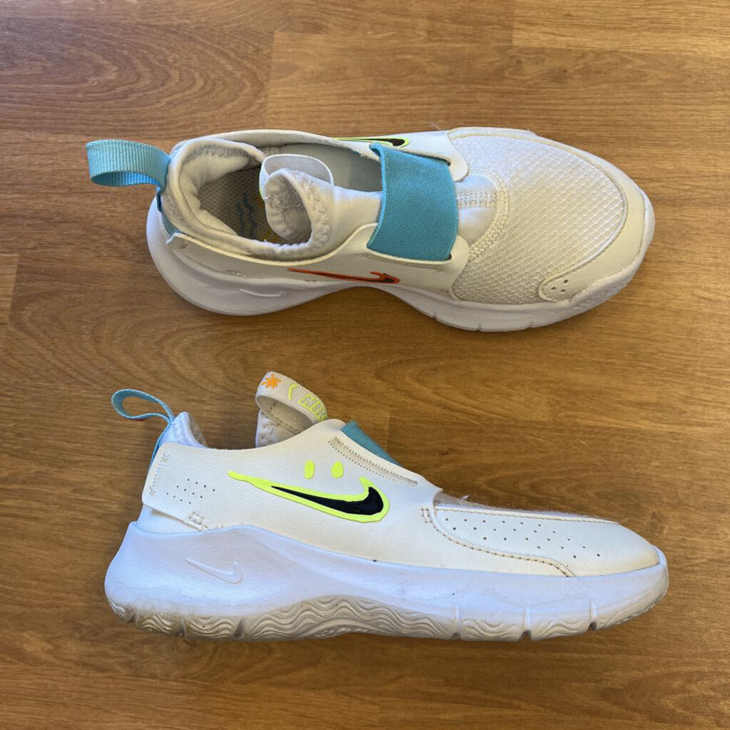 Nike Cream Sneakers (some marks) - 13