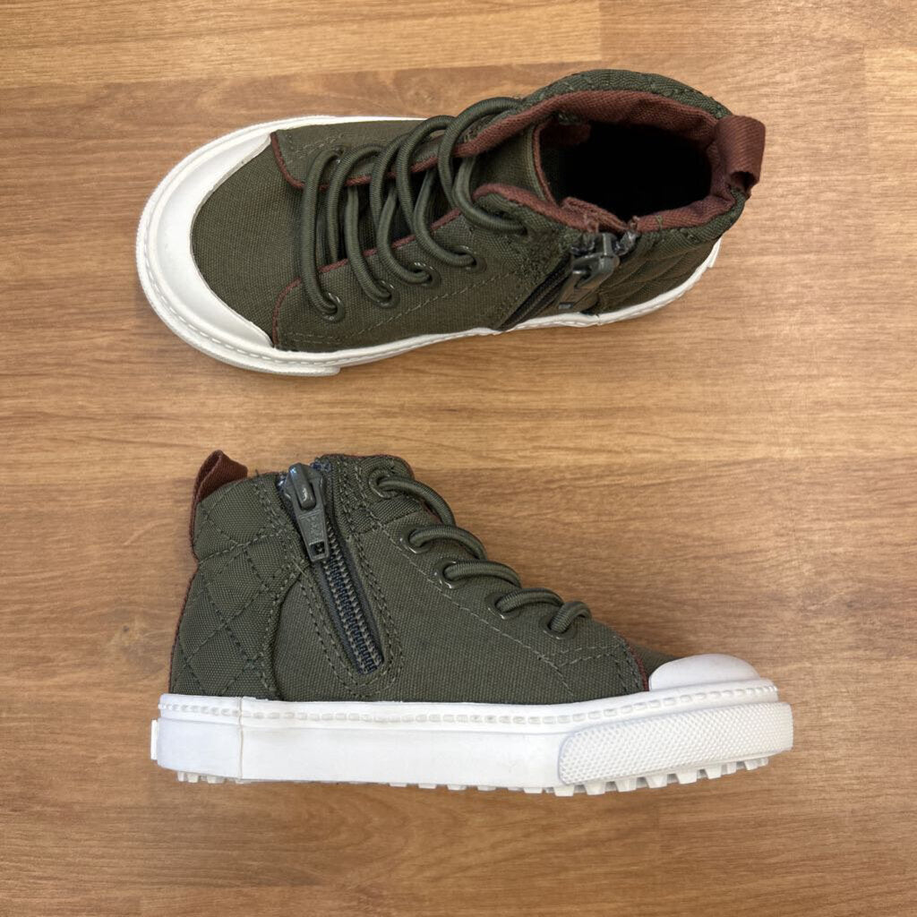 Old Navy Green High Top Sneakers - 6