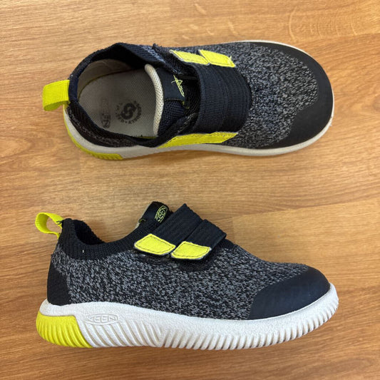 Keen Black Lightweight Sneakers - 10