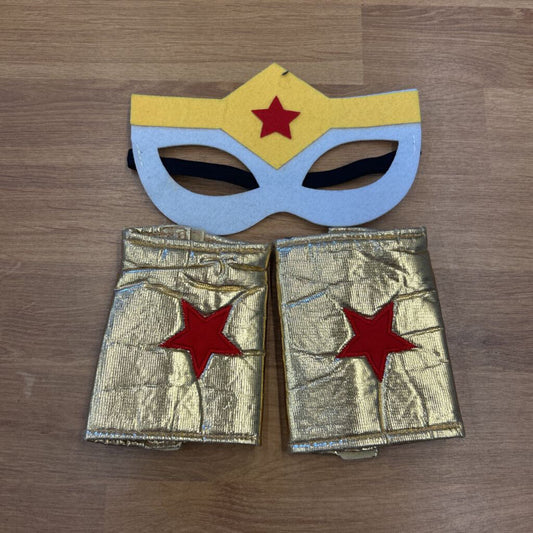 Wonder Woman Accessory Kit