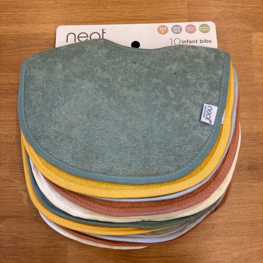 NEW Neat Solutions Bib Set (10ct)