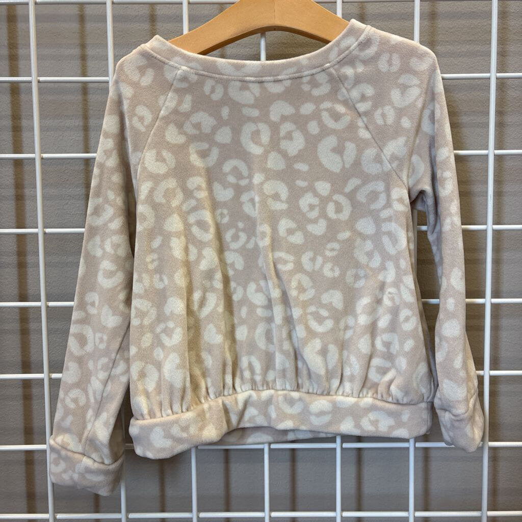 Cat & Jack Leopard Soft LS Top - 4/5