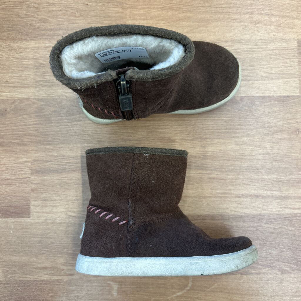 Ugg Brown Furry Boots (wear) - 7