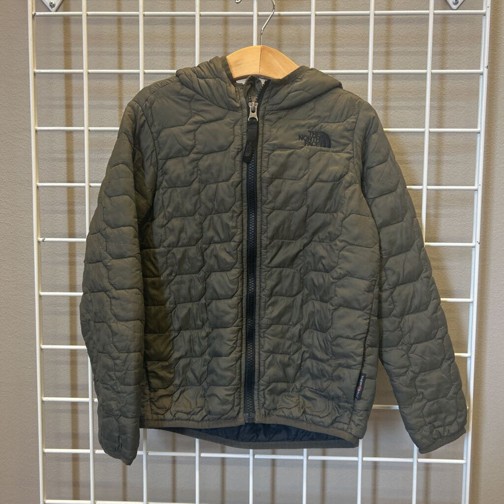 The North Face Quilted Jacket (some snags / loose strings on arms) - 6