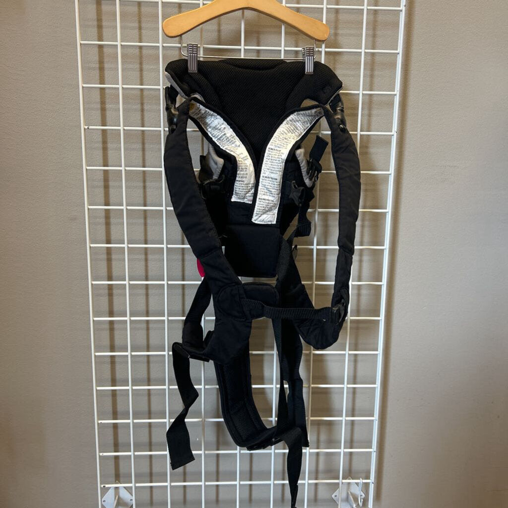 Infantino Carrier - Black