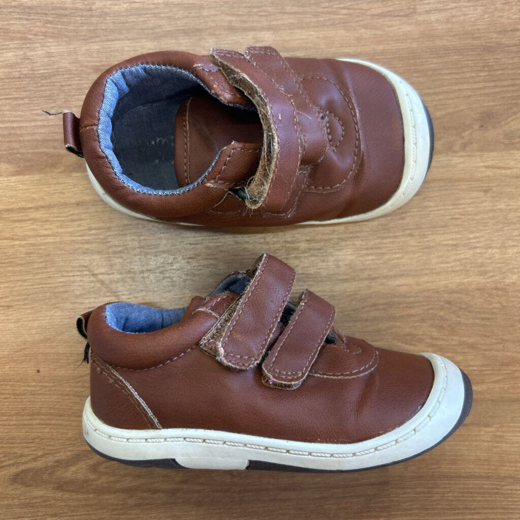 Jumping Beans Brown Shoes - 5T