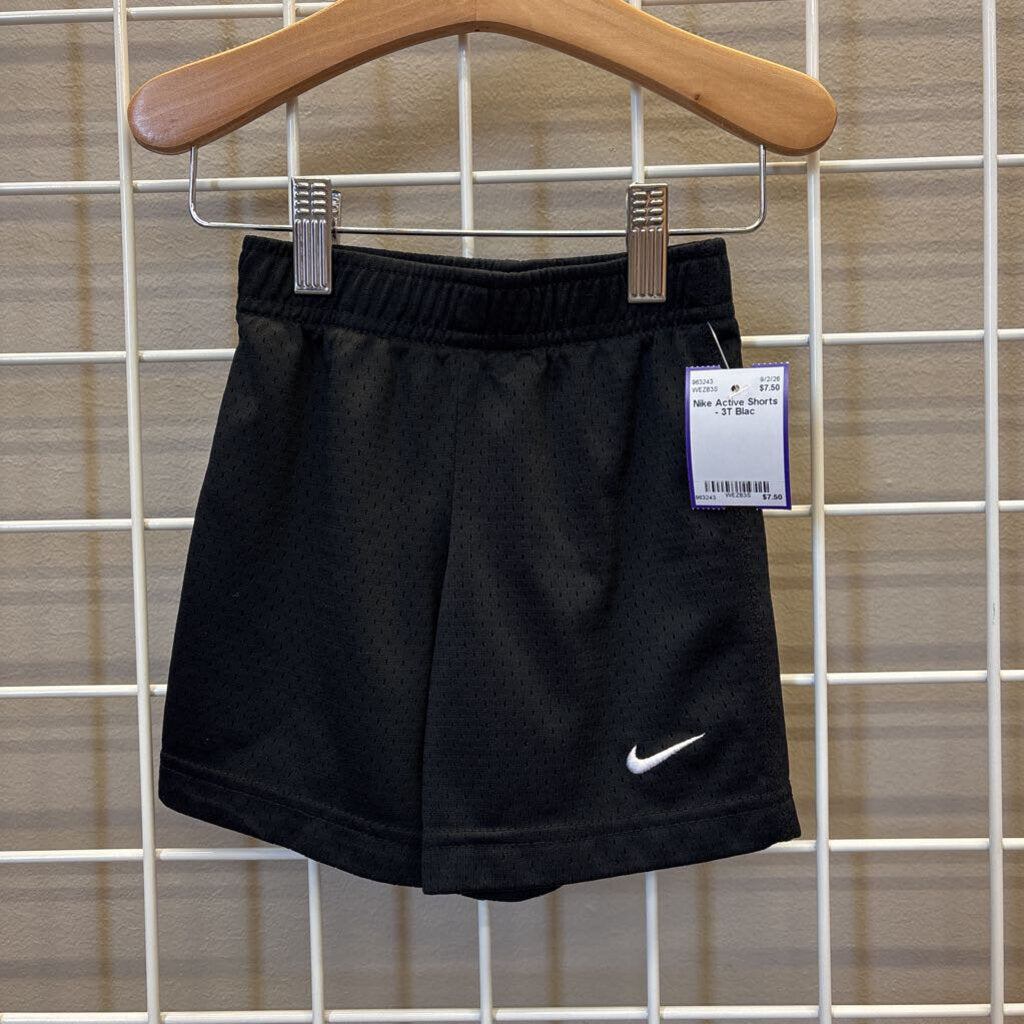 Nike Active Shorts - 3T
