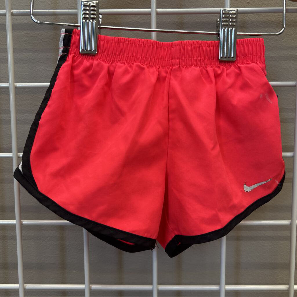 Nike Active Shorts - 2T
