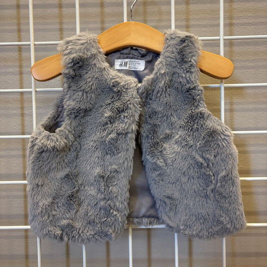 H&M Fleece Vest - 18/24m