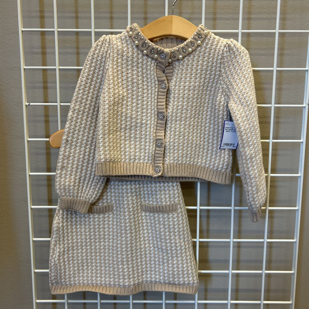 Tahari Knit Two Pc Set (small snag on skirt) - 4