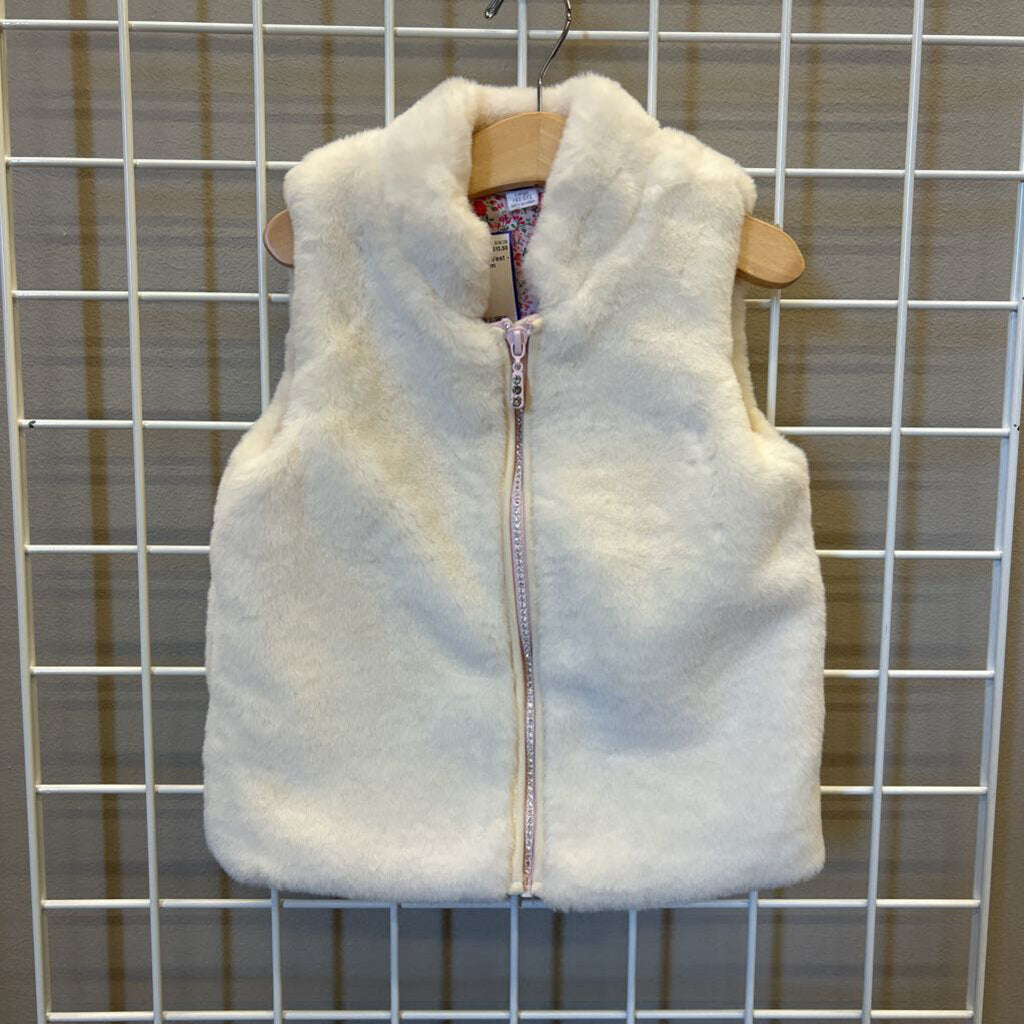 Mudpie Furry Vest - 4/5