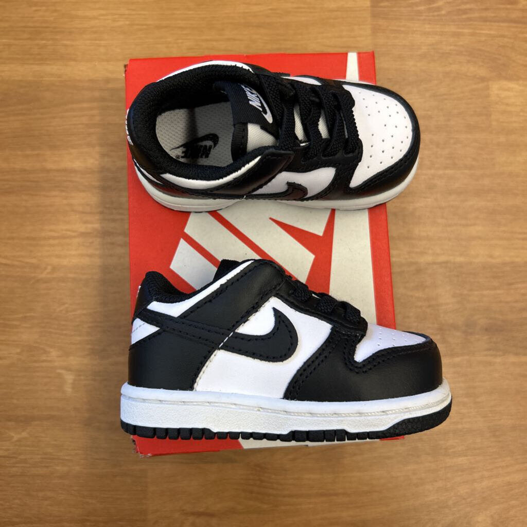 NEW Nike Dunk Low - 4