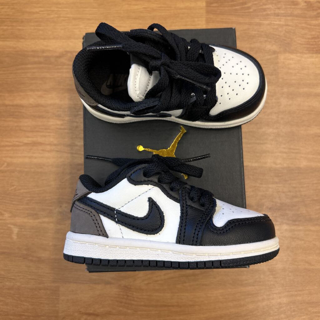 NEW Jordan 1 Retro Low OG - 5