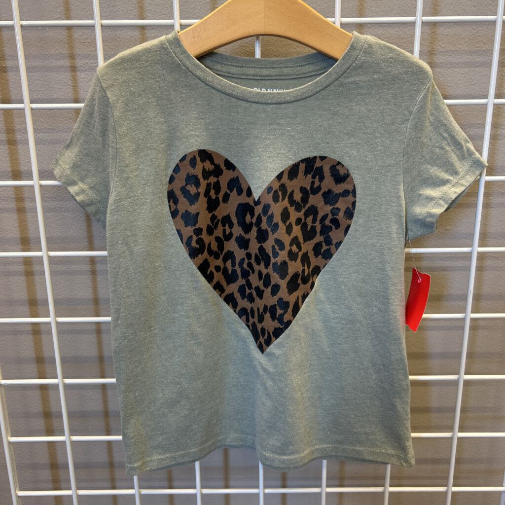 Old Navy Leopard Heart SS Tee - 8