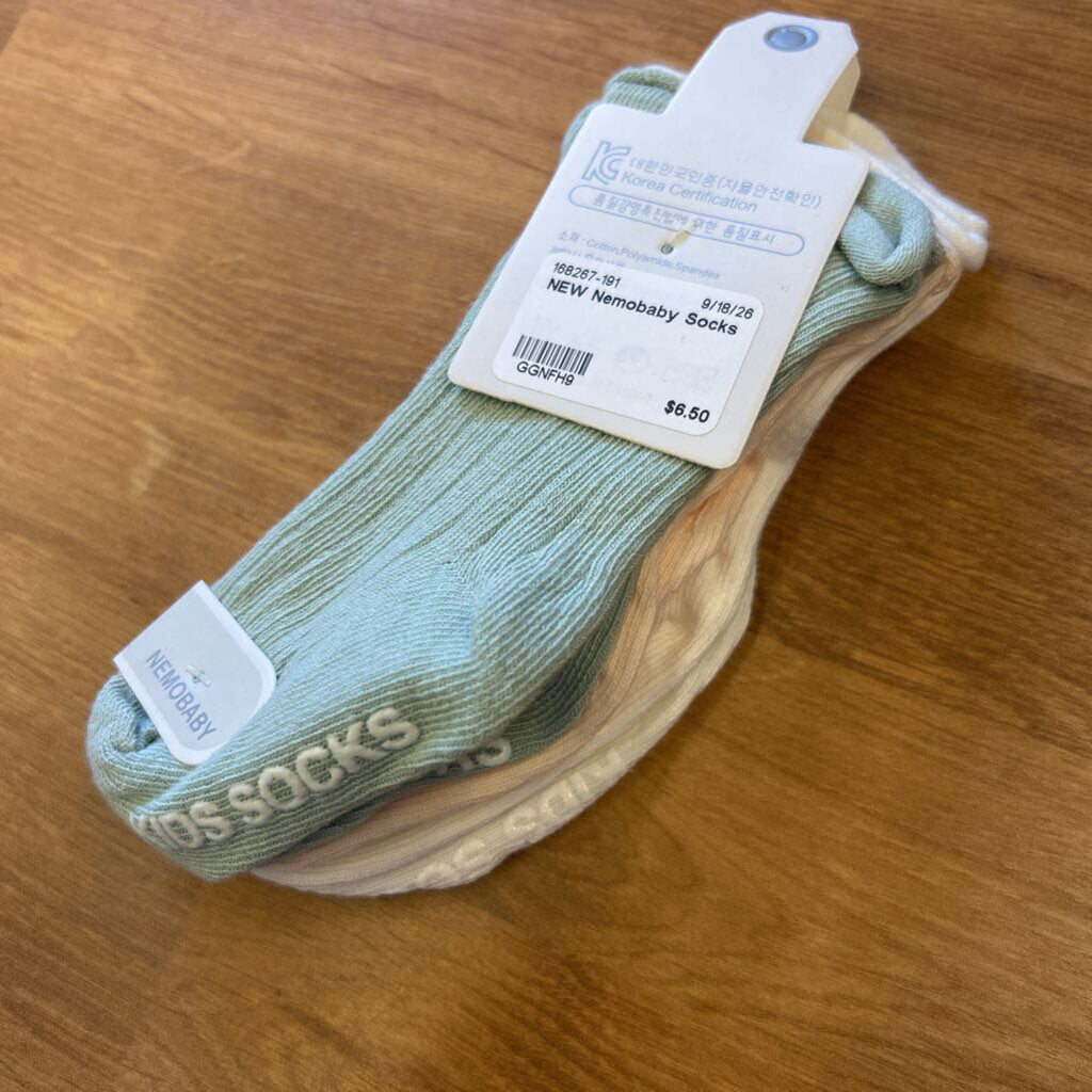 NEW Nemobaby Socks