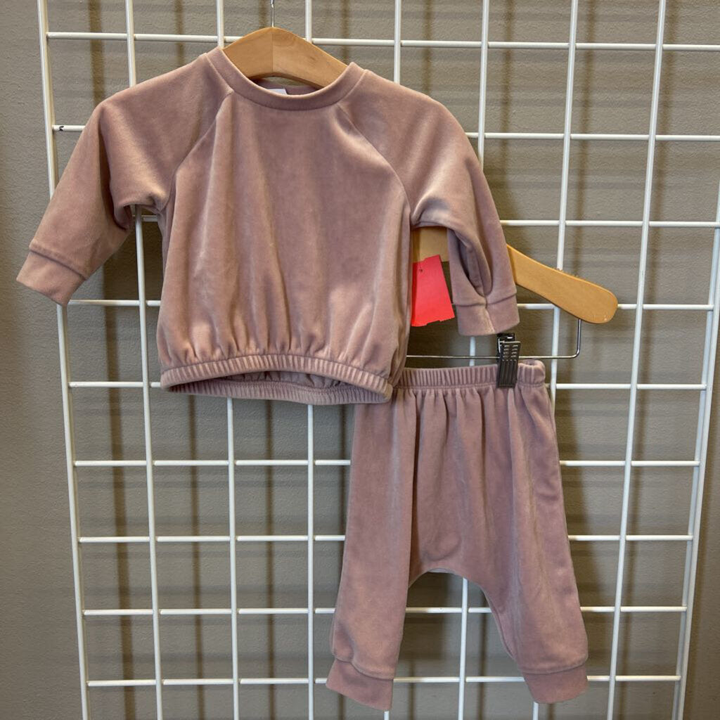 Old Navy Velour Two Pc Set - 3/6m