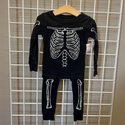 Old Navy Skeleton Pjs - 3T