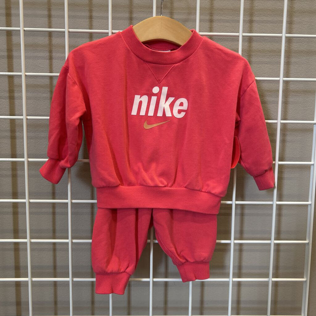 Nike Soft Two Pc Set - 9m