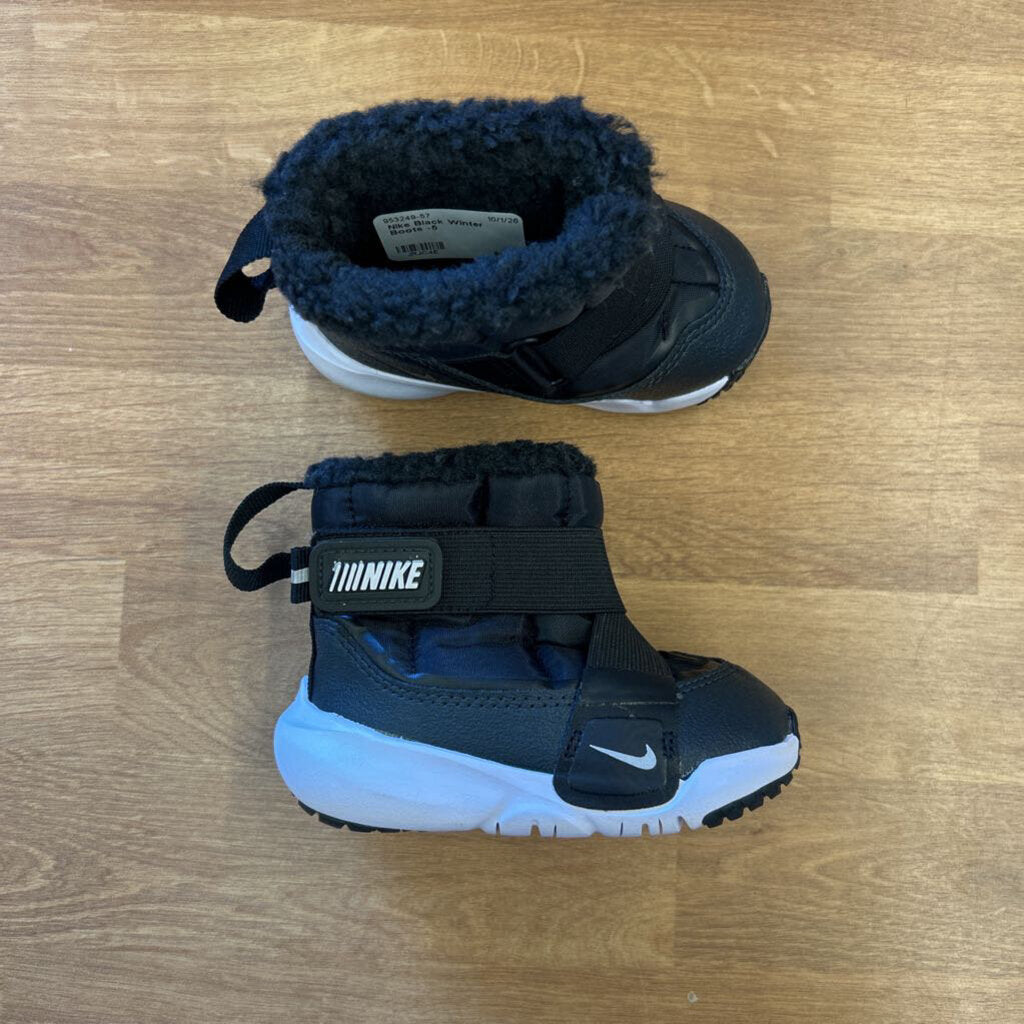 Nike Black Winter Boots -5