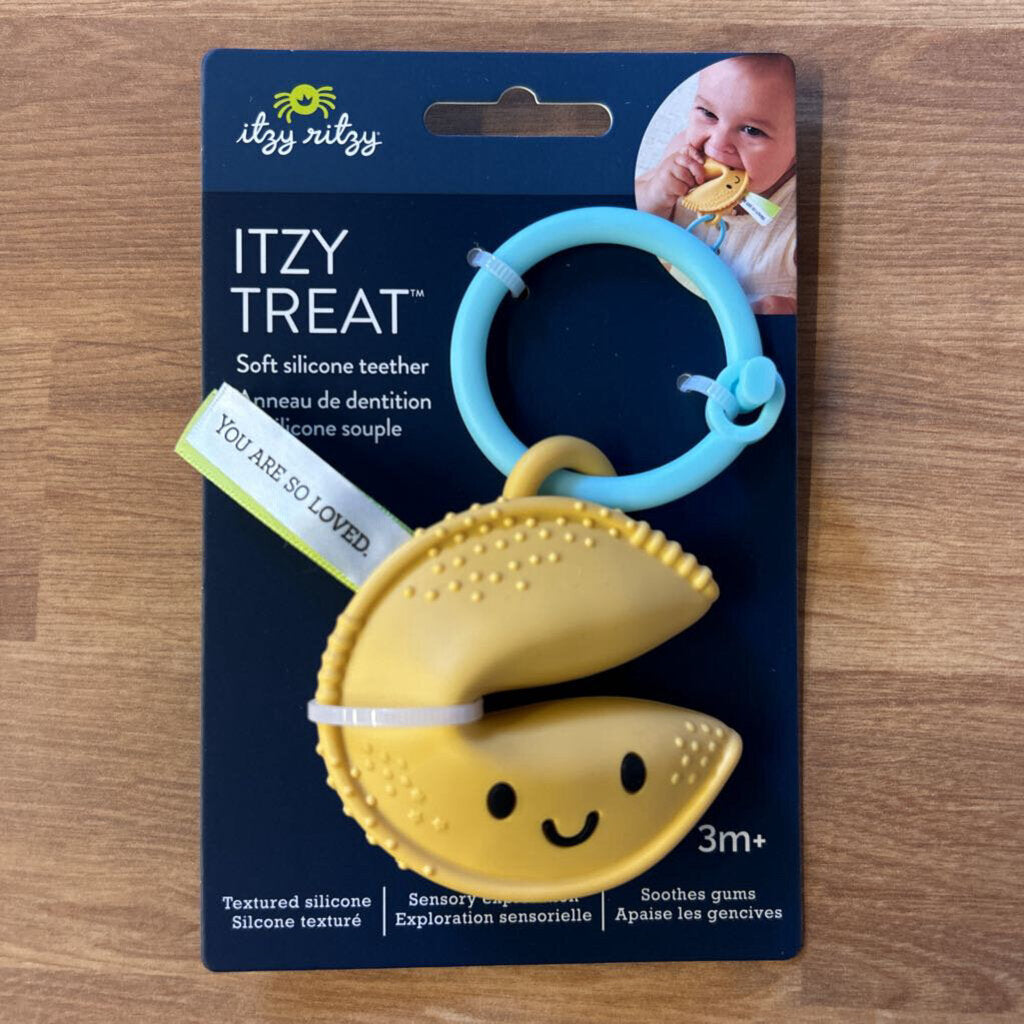 Itzy Ritzy - Itzy Treat / Fortune Cookie