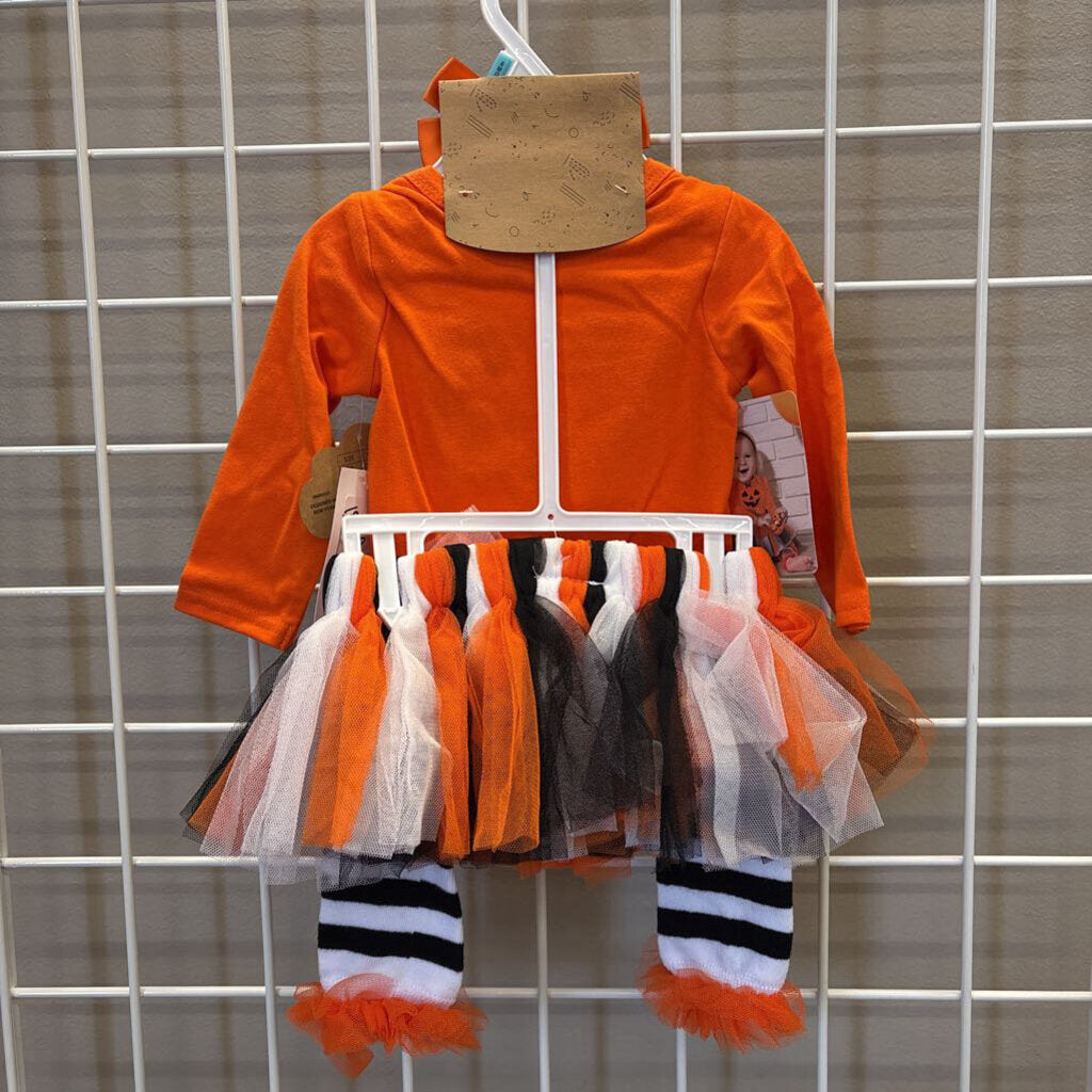 NWT Baby Essentials Pumpkin Two Pc Set - 6m